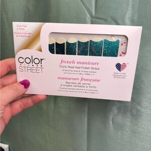 Color Street French Manicure “Alaskan Sky Tips”